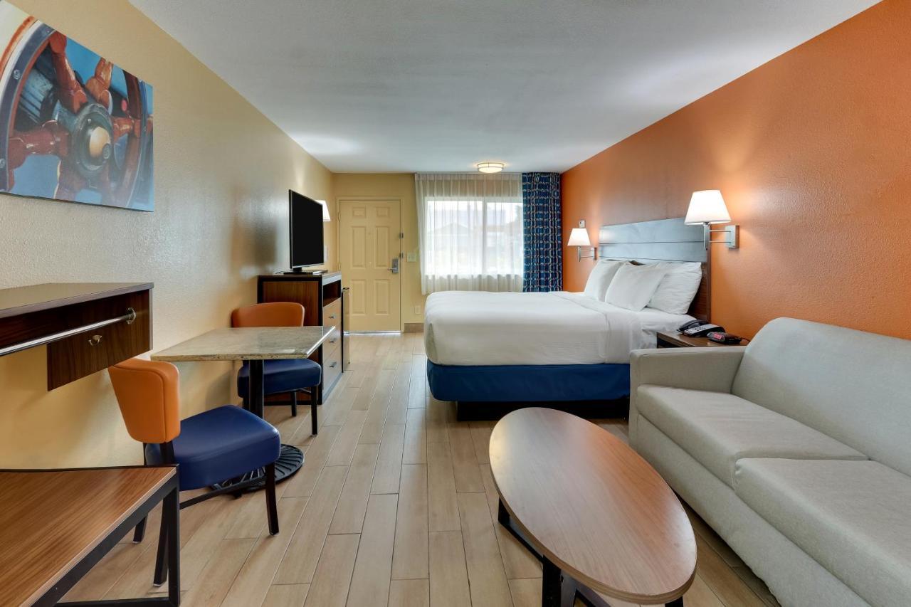 King Room,1234584404:JPEG