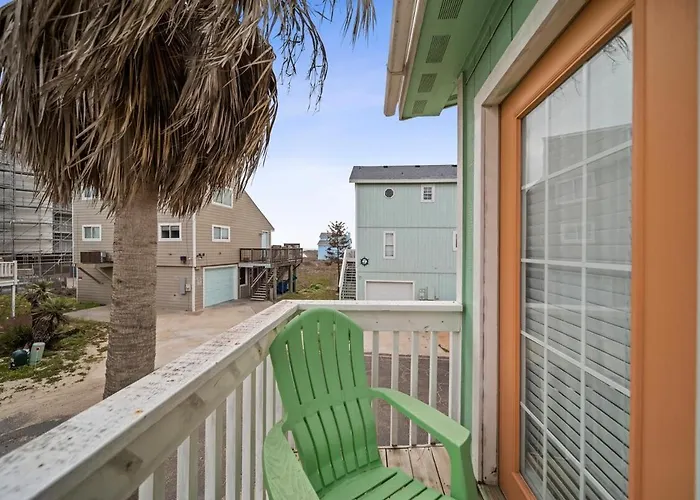 Ocean View, Short Walk To Beach, Free Golf Cart